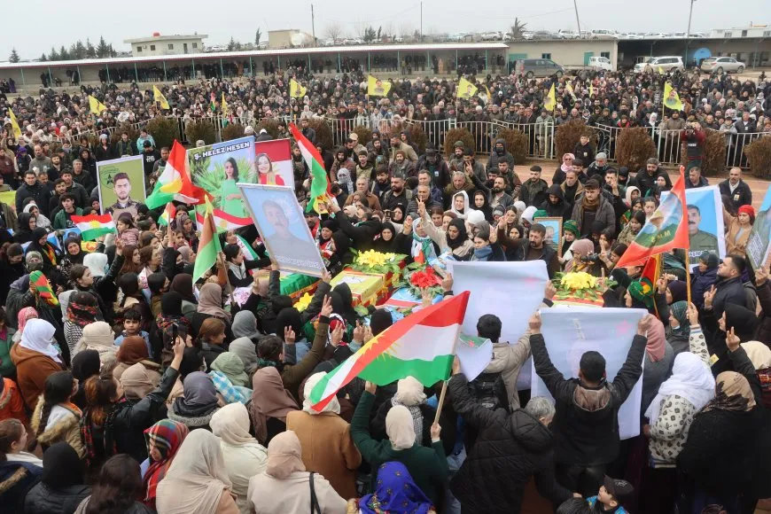 Şêniyên Dêrikê şehîdên berxwedana Rojava oxir kirin