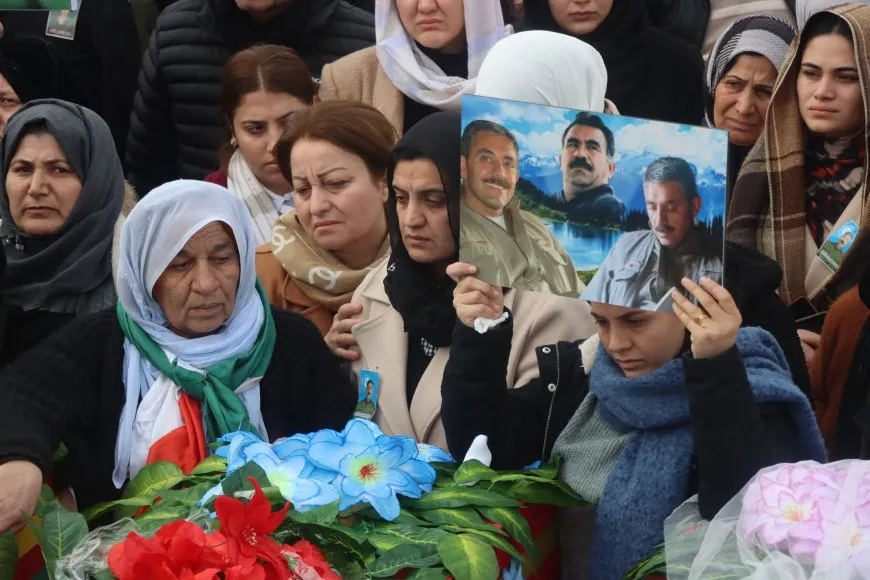 Şêniyên Dêrikê şehîdên berxwedana Rojava oxir kirin