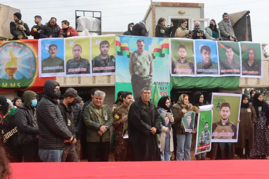 Şêniyên Dêrikê şehîdên berxwedana Rojava oxir kirin
