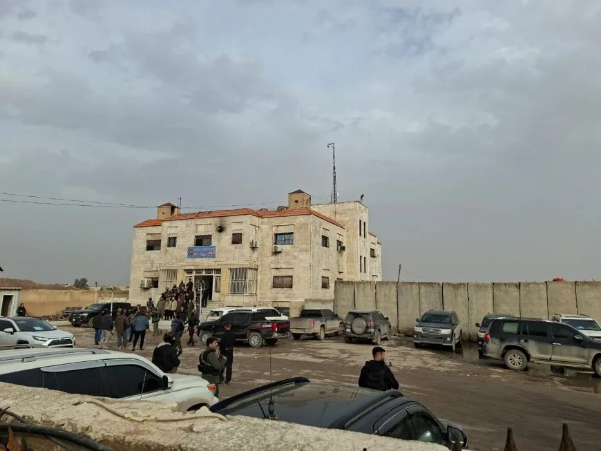 Li Hesekê Hêzên Ewlekariya Hundirîn û şandeya Şamê civînek girtî li dar xist