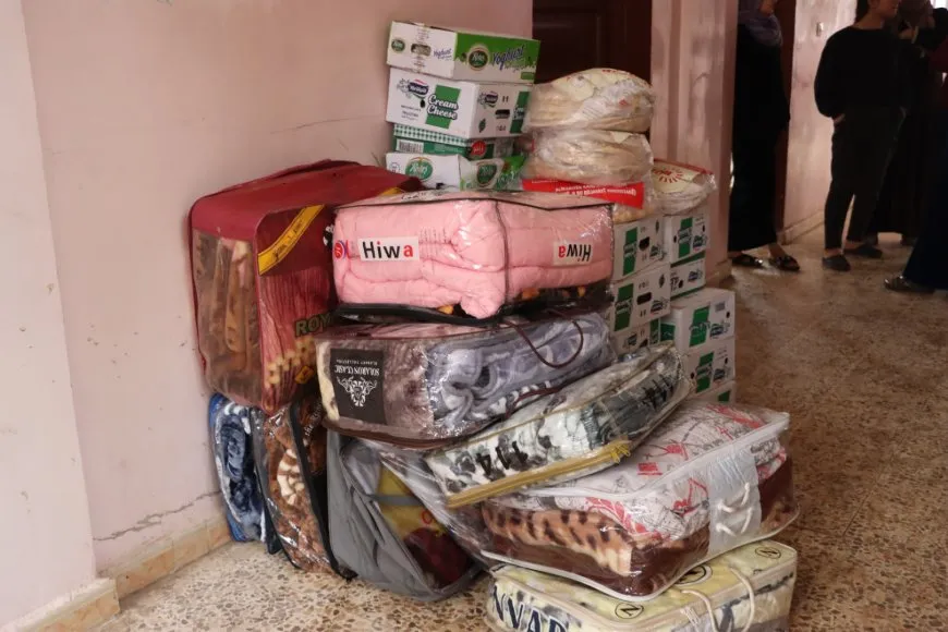 Li Qamişlo, Girkê Legê û Amûdê alîkarî li koçberan tên belavkirin