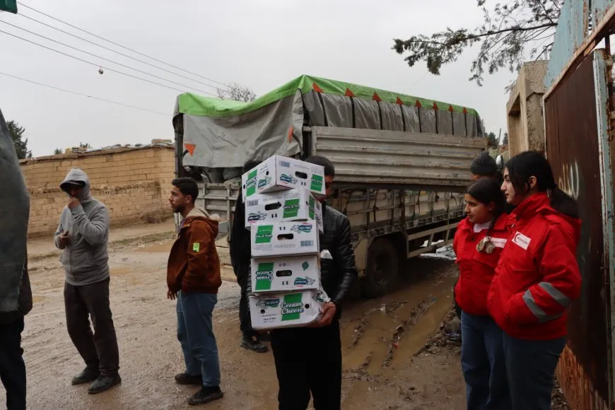 Li Qamişlo, Girkê Legê û Amûdê alîkarî li koçberan tên belavkirin
