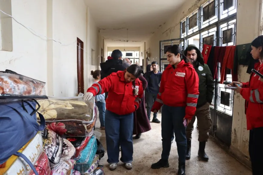 Li Qamişlo, Girkê Legê û Amûdê alîkarî li koçberan tên belavkirin
