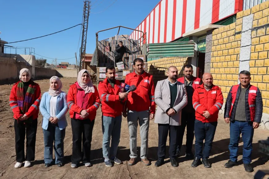 Heyva Sor a Kurd û Kanal 8’ê 45 ton derman radestî Desteya Tenduristiyê kirin