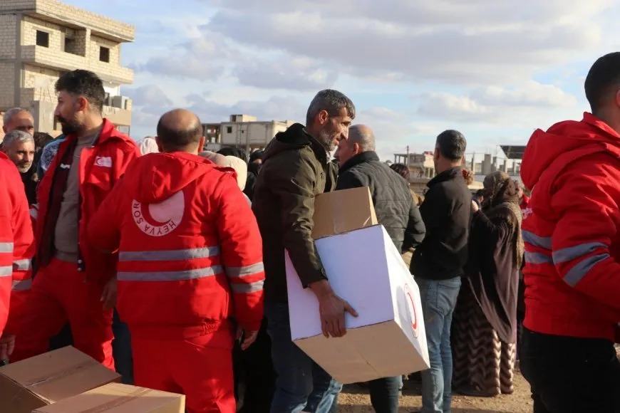 3 kamyonên alîkariyan gihîştin Hesekê