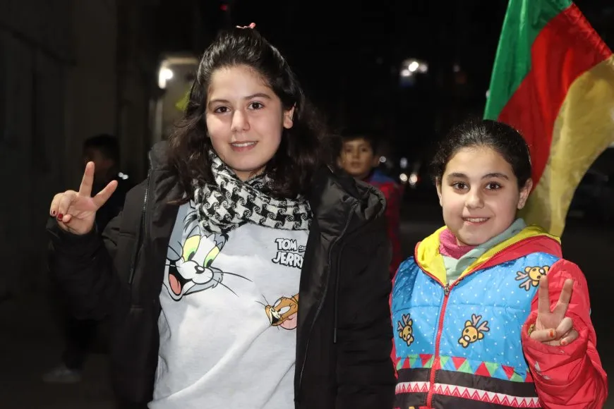 Şênî bi berpirsiyarî û ruhekî xurt destkeftiyên xwe diparêzin