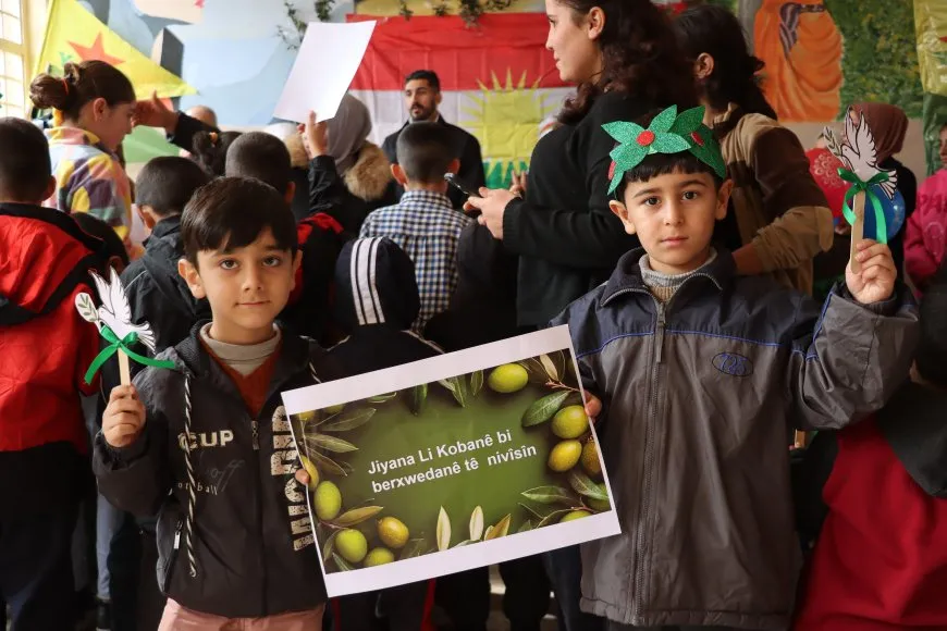 Mamosteyan diyarî li zarokên koçber belav kirin