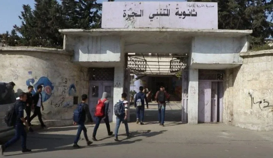 113 dibistanên Idlibê tev li grev û protestoyê bûn