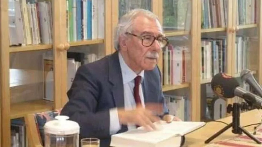 Nivîskarê Kurd Mehmet Emîn Bozarslan wefat kir