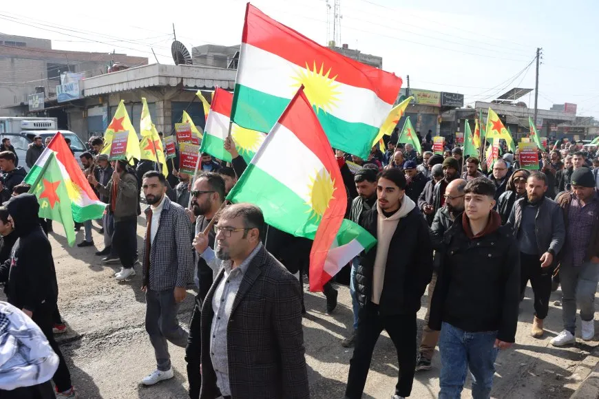 Li 3 bajaran meş: Divê mafên Kurdan di destûrê de werin parastin