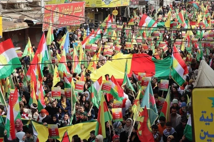Meşvan: Bila cîhan bizane îro Kurd yek in 