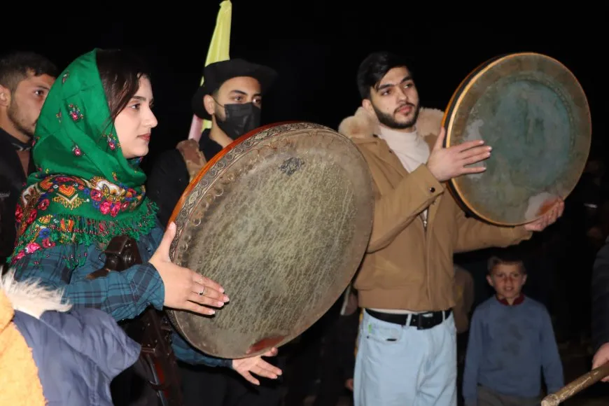 Li deverên Kurdan bi şev û roj nobedarî