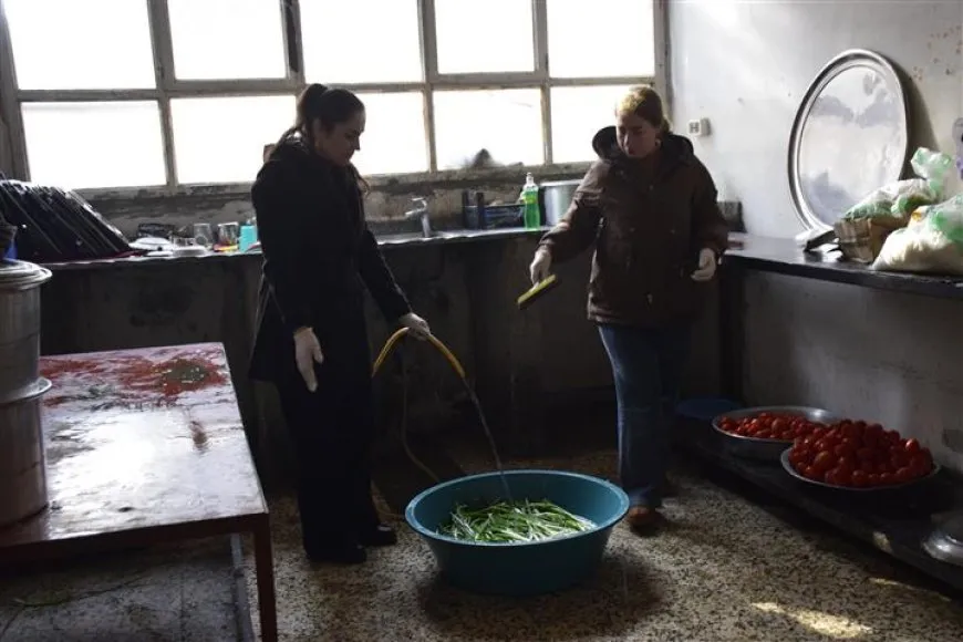 Li dibistaneke Til Temirê ji bo piştgiriya şervanan xebata hevbeş