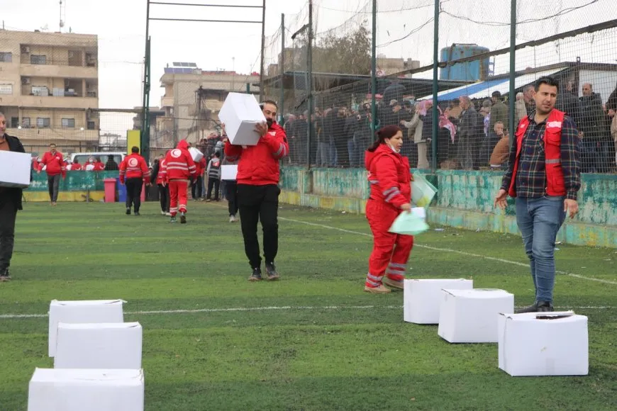 Alîkariya Kanal 8`ê li koçberên Serêkaniyê û Efrînê tê belavkirin