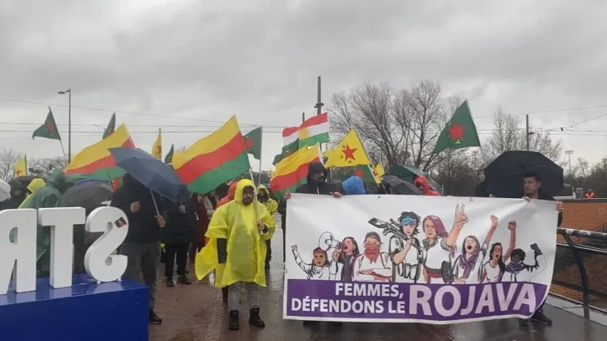 Li Strasbourgê li pêşiya PEˊyê çalakî