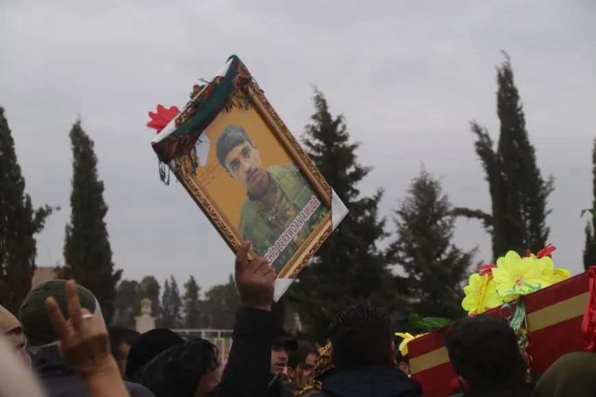 Cenazeyên şehîd Şivan, Berxwedan û Bîrhat spartin axê