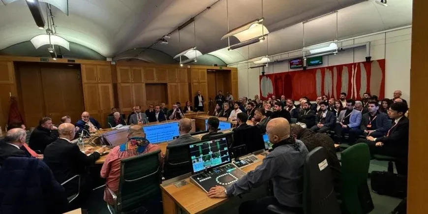 Di Kamaraya Lordan de rewşa Kurdan li Rojhilata Navîn hat nîqaşkirin