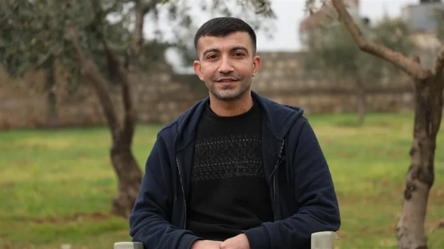 Rêwiyê heqîqetê û dengê berxwedanê; Egîd Roj