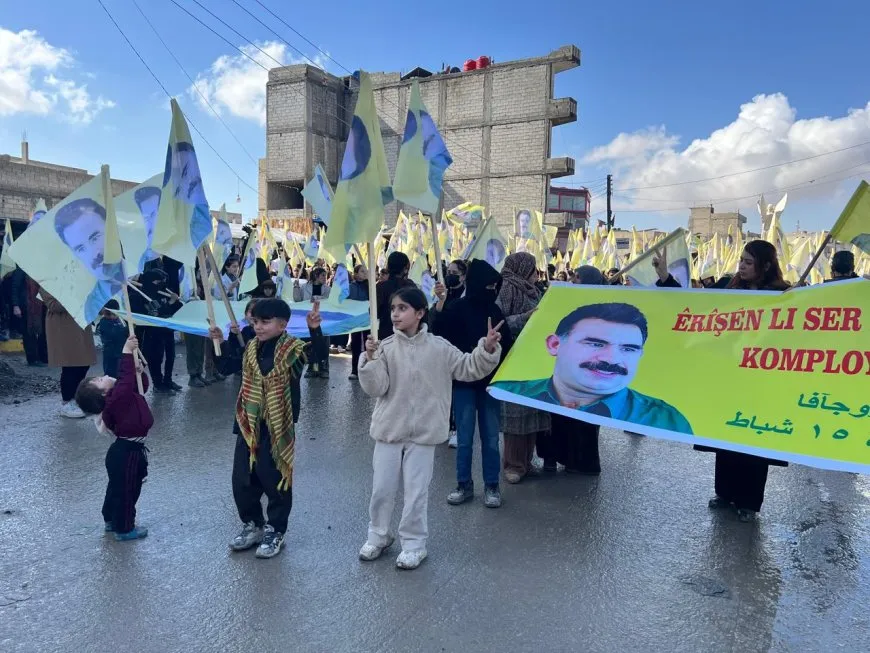 Kobanê peyama xwe da: Bê Serok jiyan nabe