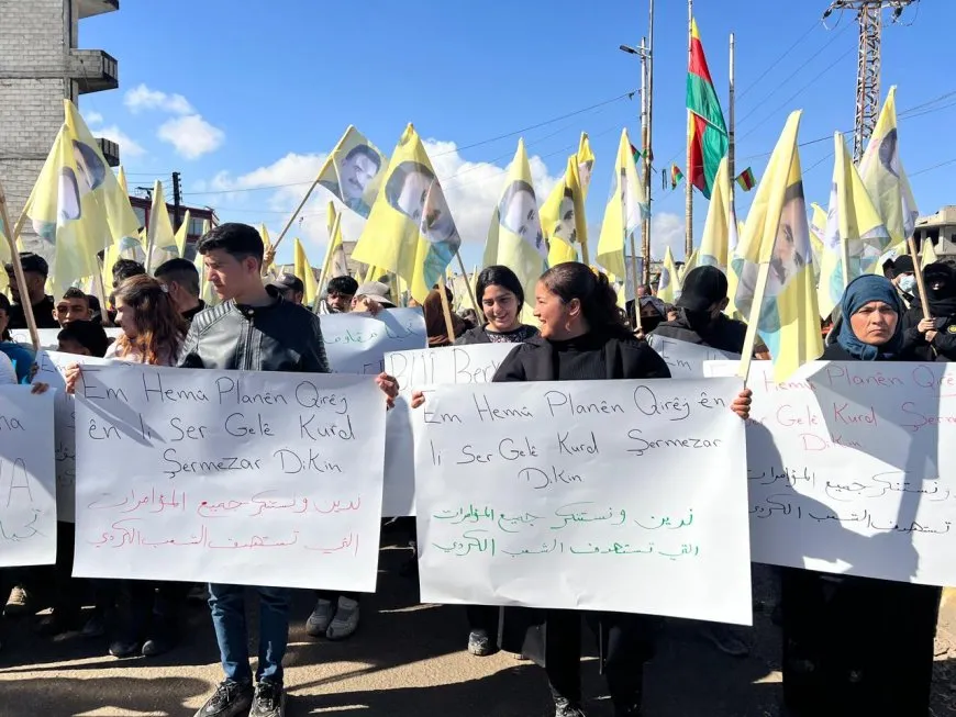 Kobanê peyama xwe da: Bê Serok jiyan nabe