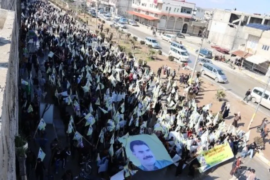 Kobanê peyama xwe da: Bê Serok jiyan nabe