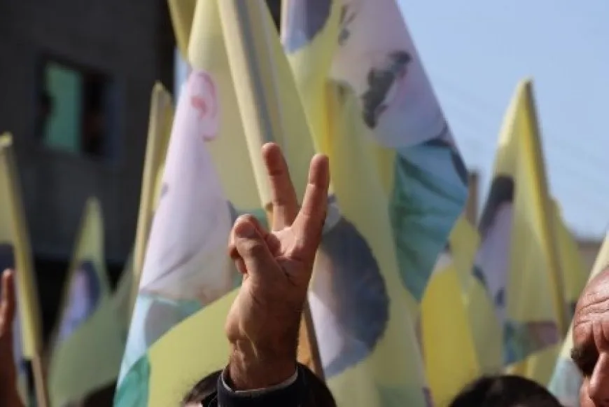 Kobanê peyama xwe da: Bê Serok jiyan nabe