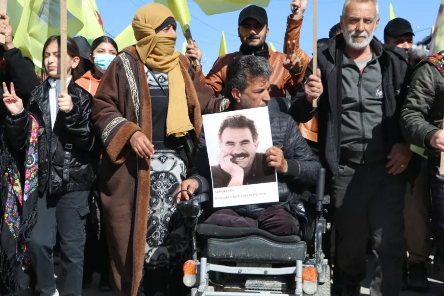 Gelê Hesekê komplo şermezar kir û ji  bo azadiya Rêber Abdullah Ocalan daket kolanan