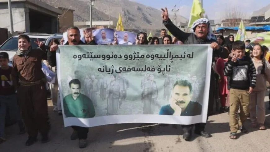 Gelê Binarê Qendîlê komplo protesto kir: Kilîda çarseriyê Rêber Apo ye
