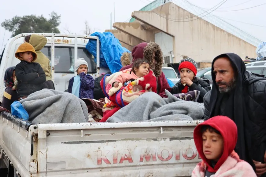 Rêwîtiya koçberiya di bin gulebaranê de