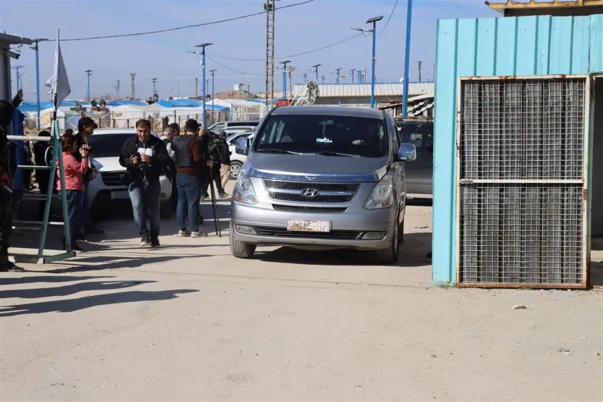11 malbatên awistralyayî ji Kampa Roj derketin