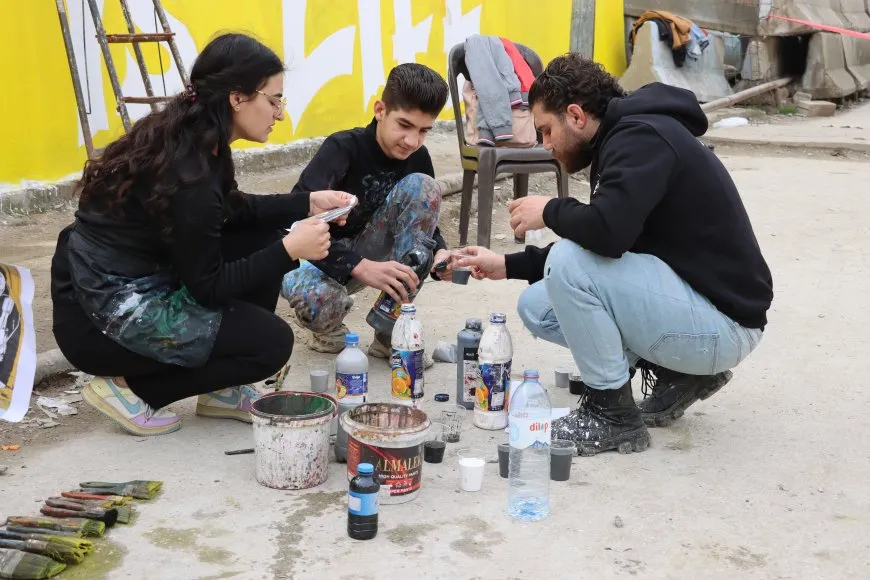 Gurûpa Orkêd wêneyê şehîdên Şêx Meqsûd xêz kirin