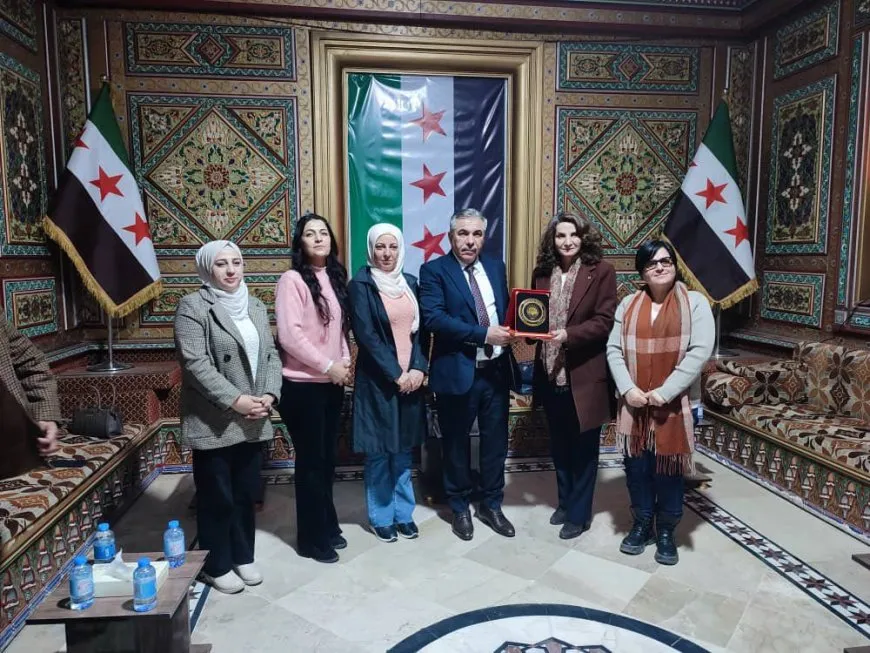 Şandeyek Zanîngeha Rojava serdana Parêzgarê Hesekê kir