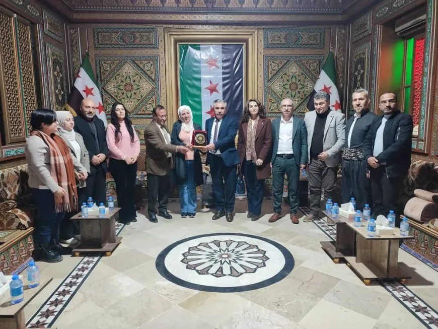 Şandeyek Zanîngeha Rojava serdana Parêzgarê Hesekê kir