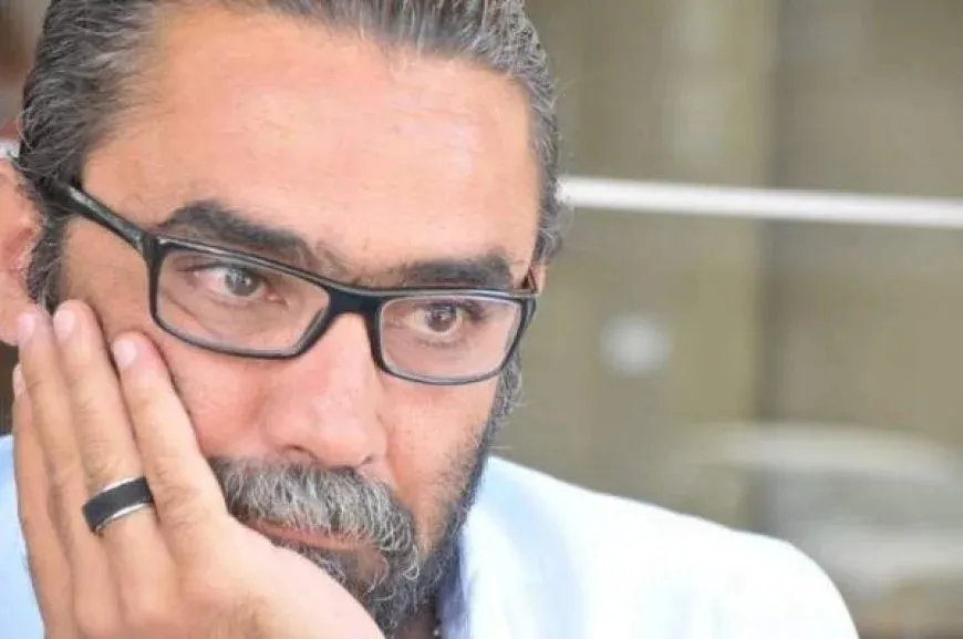 Derhêner Zuhêr Qenûi ji Sendîkaya Hunermendên Sûriyeyî îstîfa kir