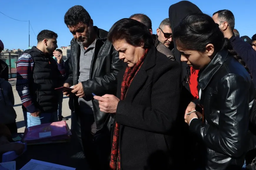 Ji Xurmatûyê alîkarî ji bo koçberên li Rojava