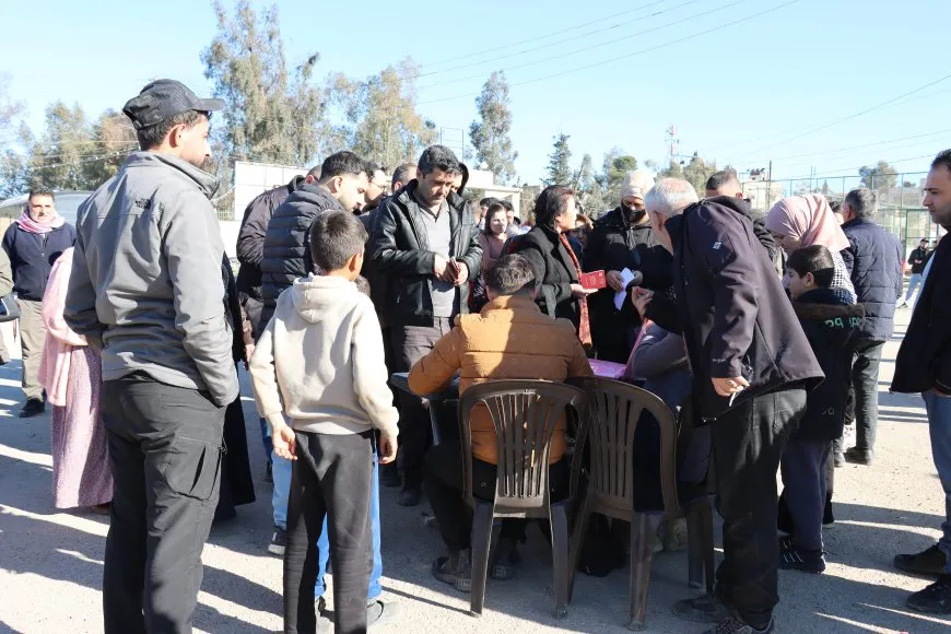 Ji Xurmatûyê alîkarî ji bo koçberên li Rojava