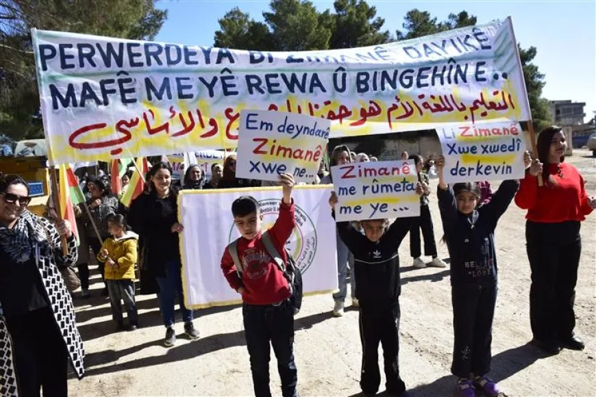Li 7 bajarên Rojava meşên bi boneya Roja Zimanê Dayikê