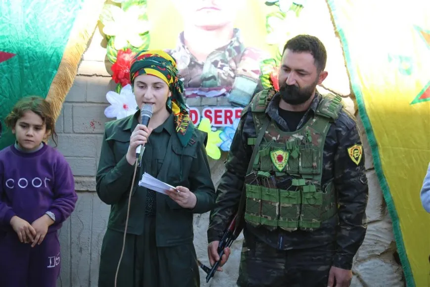 Şêniyên Dirbêsiyê şehîd Serbest bi bîr anî