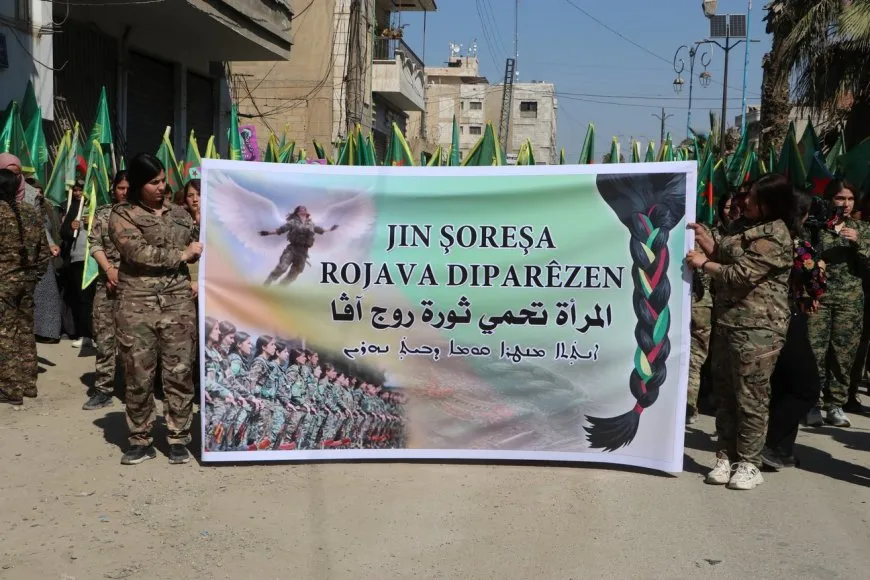 Ji meşa Hesekê peyama "YPJ'ê nasnameya me ye''
