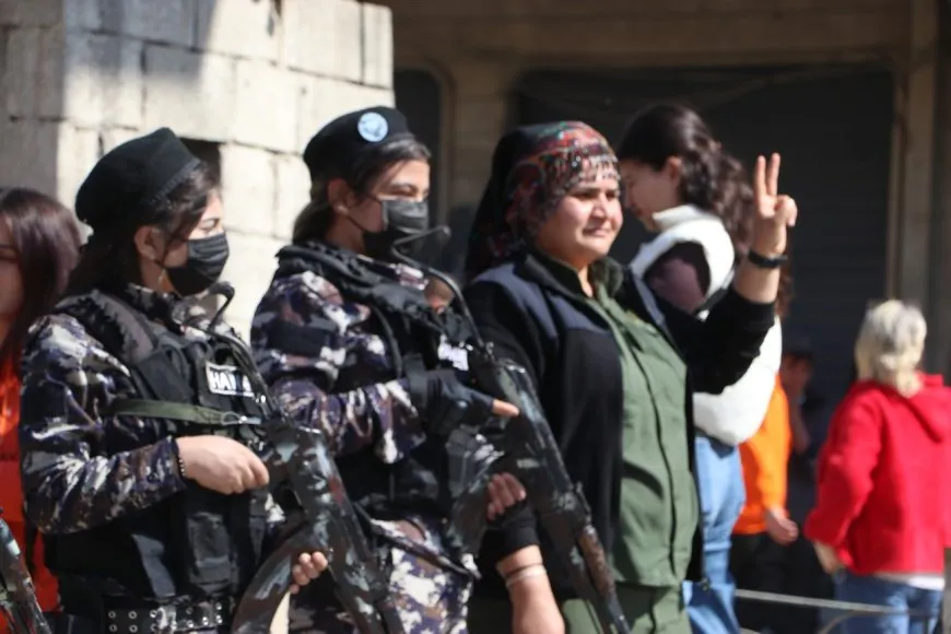 Ji meşa Hesekê peyama "YPJ'ê nasnameya me ye''