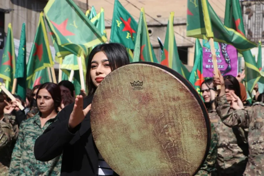 Ji meşa Hesekê peyama "YPJ'ê nasnameya me ye''
