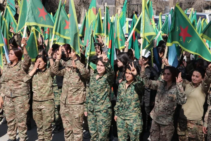 Ji meşa Hesekê peyama "YPJ'ê nasnameya me ye''
