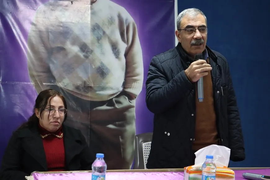 Aldar Xelîl: Şandeya Kurdî wê bi Hikûmeta Demkî re hevdîtinan bike