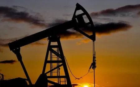 Ji ber şerê li Îranê petrol biha bû