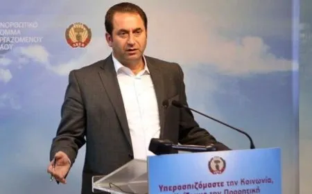 Loukaides: Naskirina mafên gelê Kurd ji bo aştiya herêmî girîng e