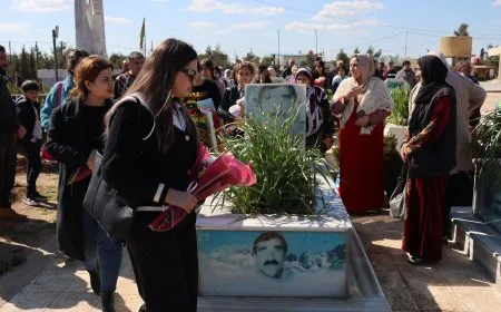 Şehîdên Şaredariya Gel ya bajarê Qamişlo hatin bibîranîn