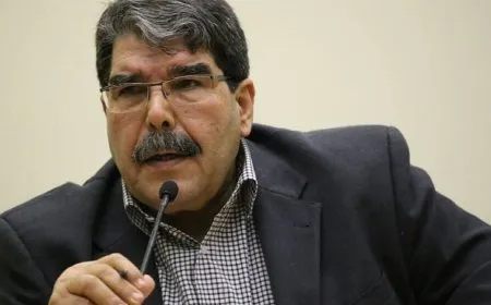 Ji PÎK’ê peyama sersaxiyê ji bo siyasetmedar Salih Muslim