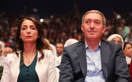 Hevserokên DEM Partiyê ji bo şahedeta Salih Muslim ji gelê kud ra sersaxî xwestin
