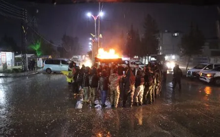 Yekem agirê Newrozê li bajarên cizîrê hate pêxistin