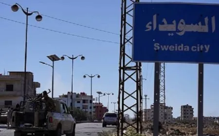  Îsraîlê baregehên leşkerî yên hikumeta demkî bombebaran kirin